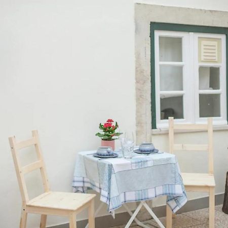 Alfama Charming Apt With 2 Free Bikes By Timecooler Лиссабон Экстерьер фото