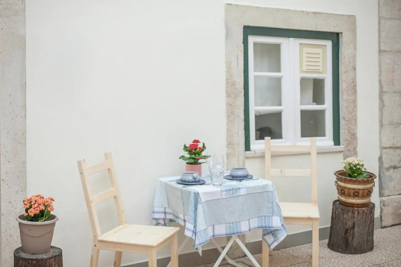 Alfama Charming Apt With 2 Free Bikes By Timecooler Лиссабон Экстерьер фото